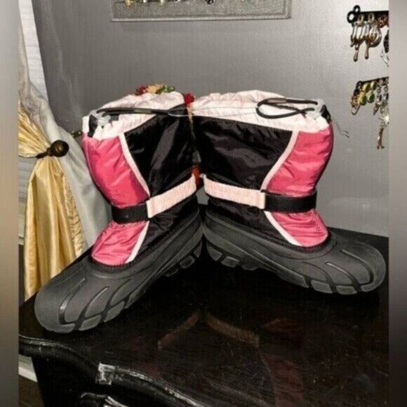 Sorel Flurry Pink Black Waterproof Snow Boot - Picture 2 of 6